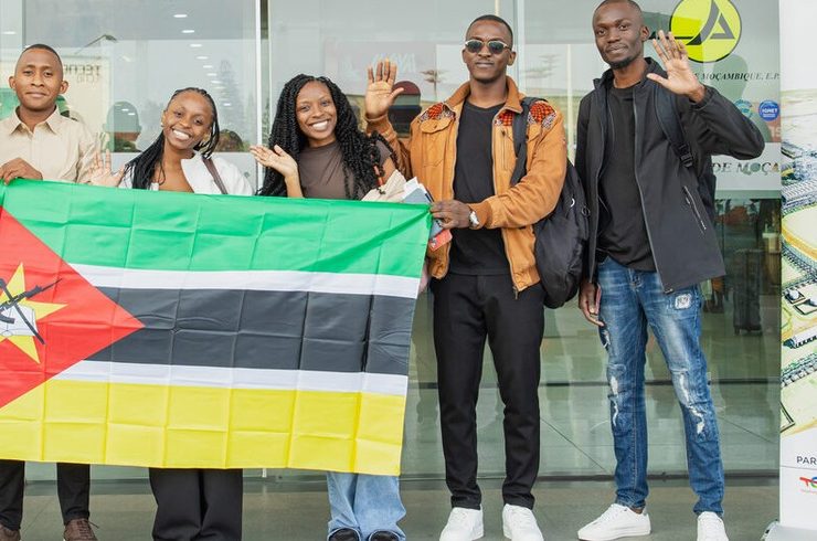 Mozambique LNG Funds 105 Scholarships for Mozambican Students in France | Source: 360 Mozambique