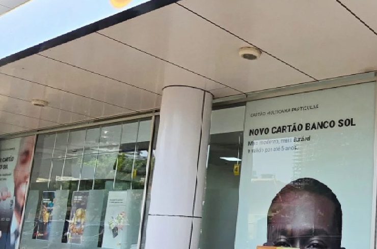 Banco Sol branch in Angola. The bank has obtained an ARSEG licence to distribute insurance products through its network