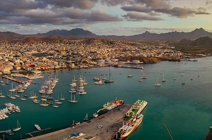 Cabo Verde Hotel Guests Rise 9% in Second Quarter | Source: 360 Mozambique